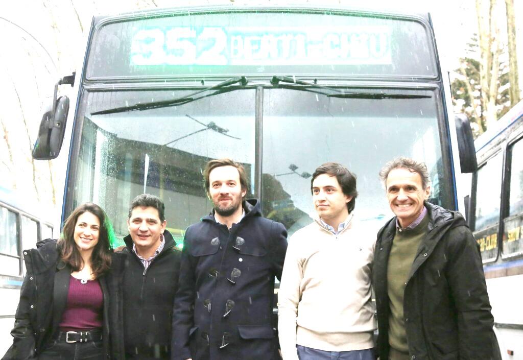 Transporte recuperó el servicio de colectivos de la línea 352 