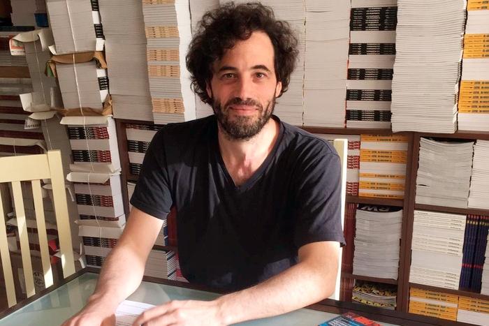 Manuel Crespo ganó el Premio Uhart de Novela