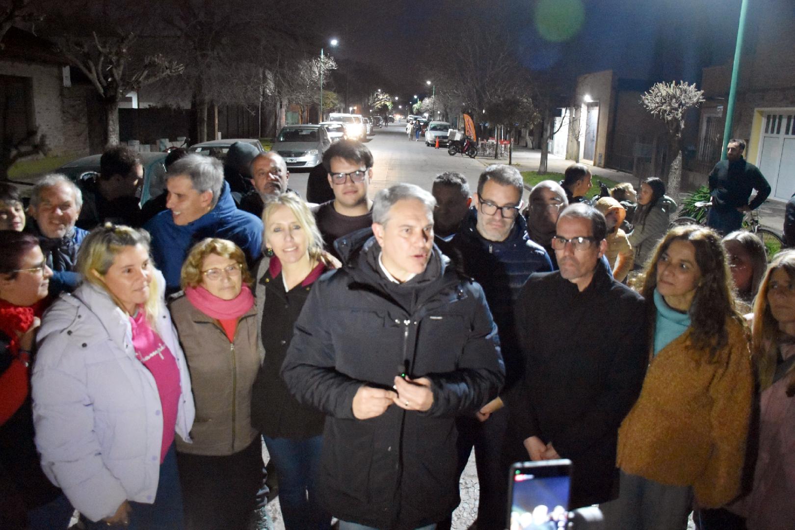 Inauguraron cuatro nuevas cuadras de luminarias LED