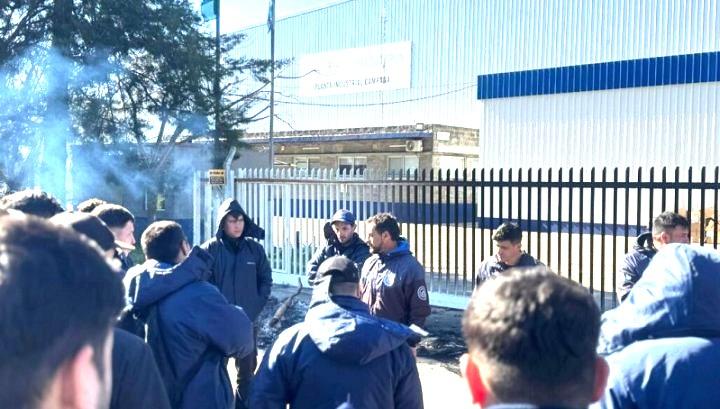 La fábrica de motos KTM del Grupo Simpa cerró sus puertas