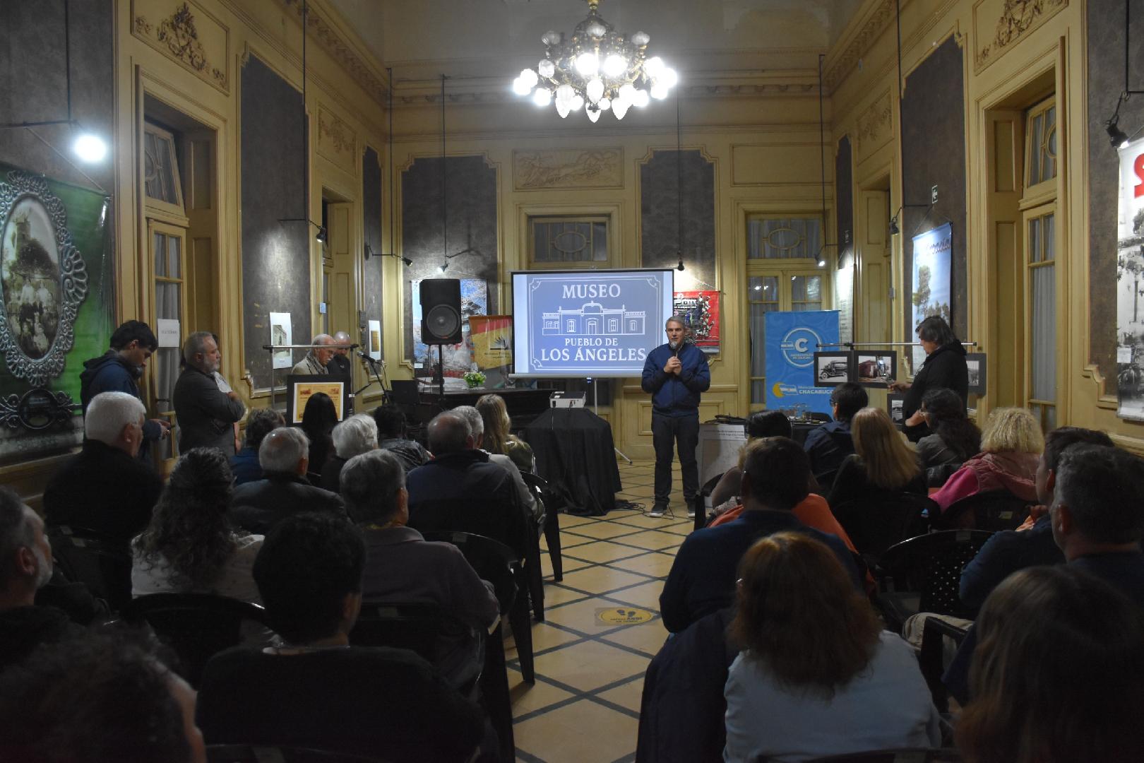Golía participó de la charla sobre la localidad de los Ángeles