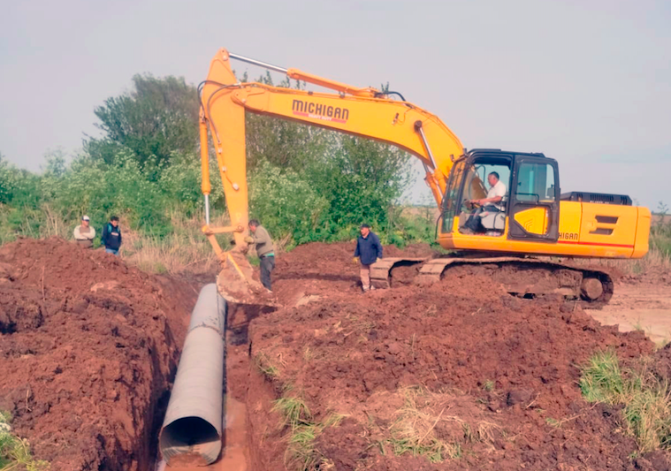 Concluyen obras de mejorado en un camino rural clave