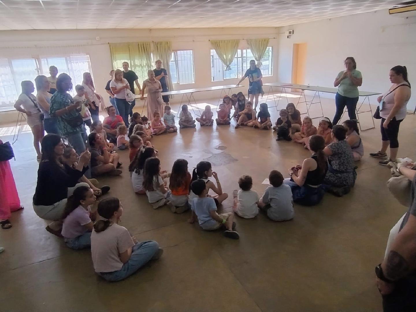 Se celebró la primera Fiesta del Juguete Artesanal en Rawson