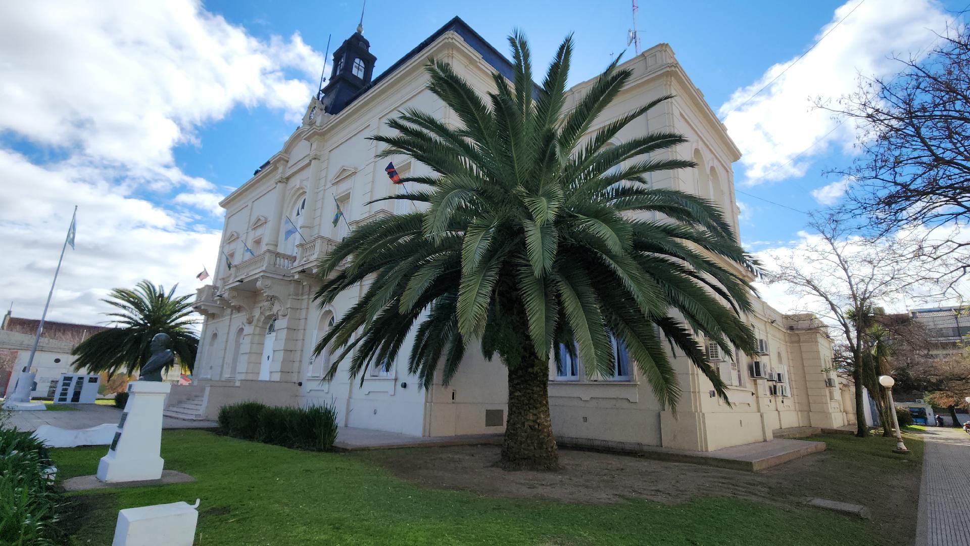 Asueto por el Día del Trabajador Municipal