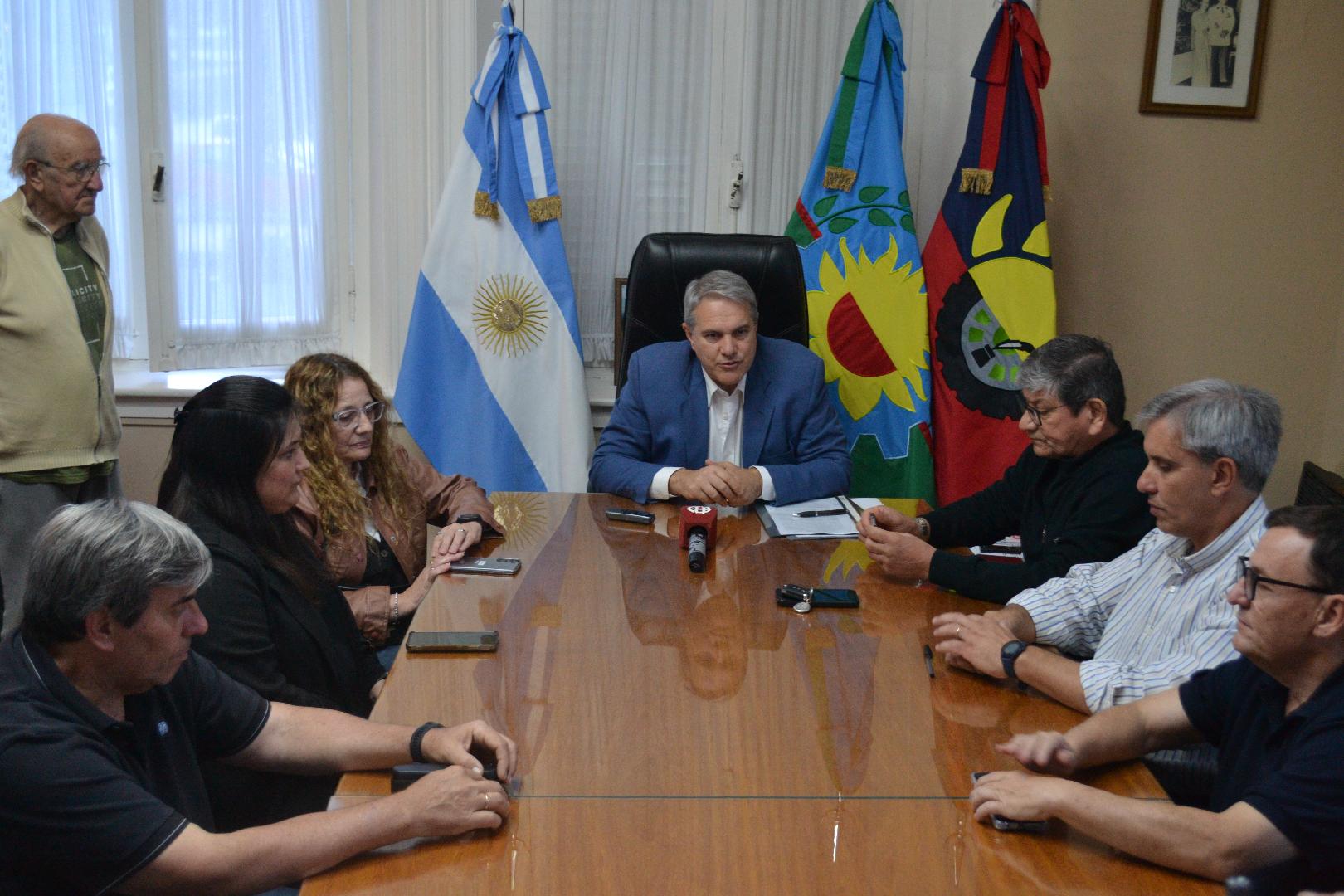 Acuerdo clave por obras de iluminación y cordón cuneta