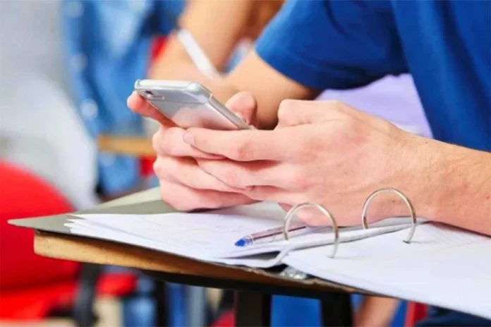 Buscan restringir el acceso a sitios de apuestas on line en las escuelas bonaerenses