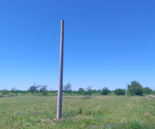 En la Quinta 784 avanza el tendido eléctrico