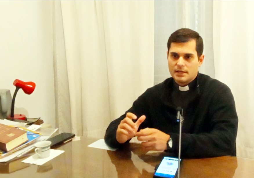 'La tónica del Adviento es la alegría y la espera por aquel que tiene que nacer'