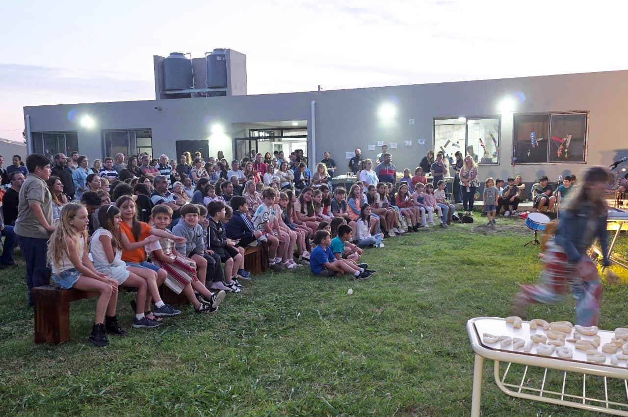 La Escuela de Artística N° 1 estrenó edificio y tiene nueva directora