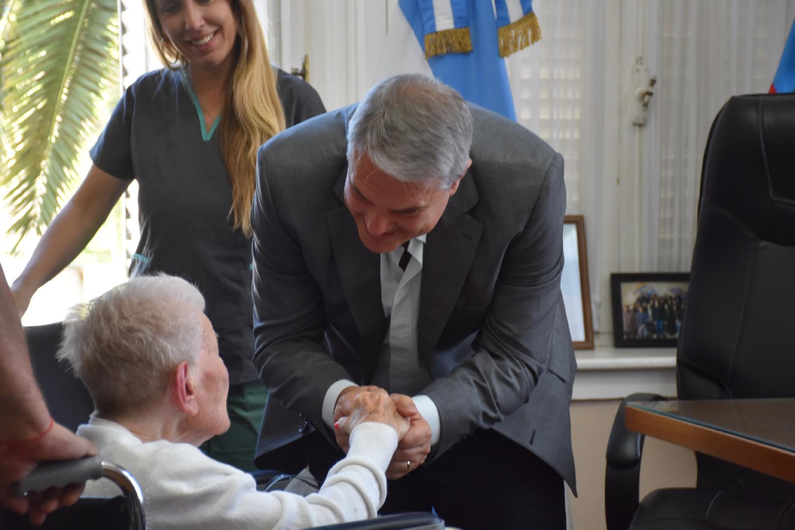 Noemí Fernández de Herrera fue recibida por el Intendente Municipal