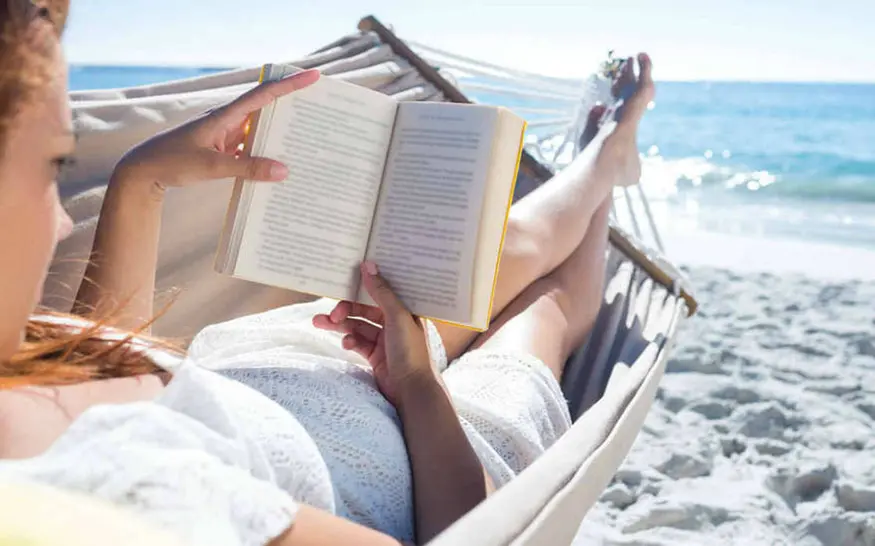 QUÉ BUSCAMOS LEER ESTE VERANO