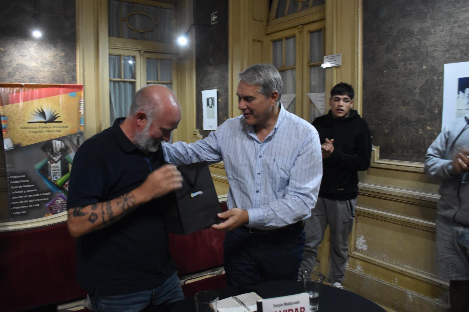 Golía estuvo en la presentación del libro 'Olvidar es imposible' de Sergio Maldonado