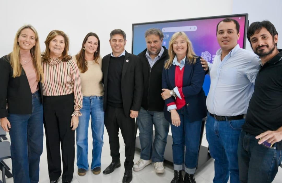 Julieta Garello recorrió la Cuarta Sección junto a Axel Kicillof