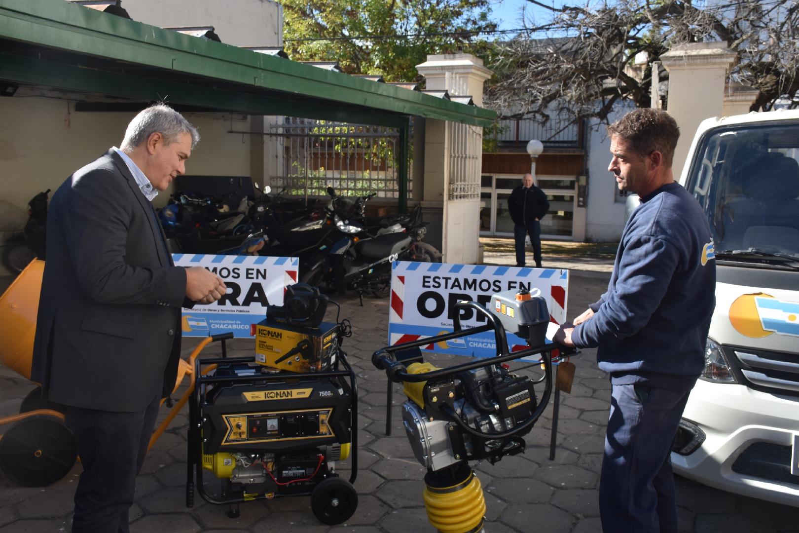 Golía presentó nueva maquinaria para fortalecer el Plan de Bacheo
