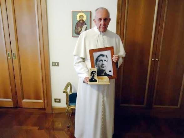 El recuerdo de las visitas del padre Carlos Mugica a Chacabuco
