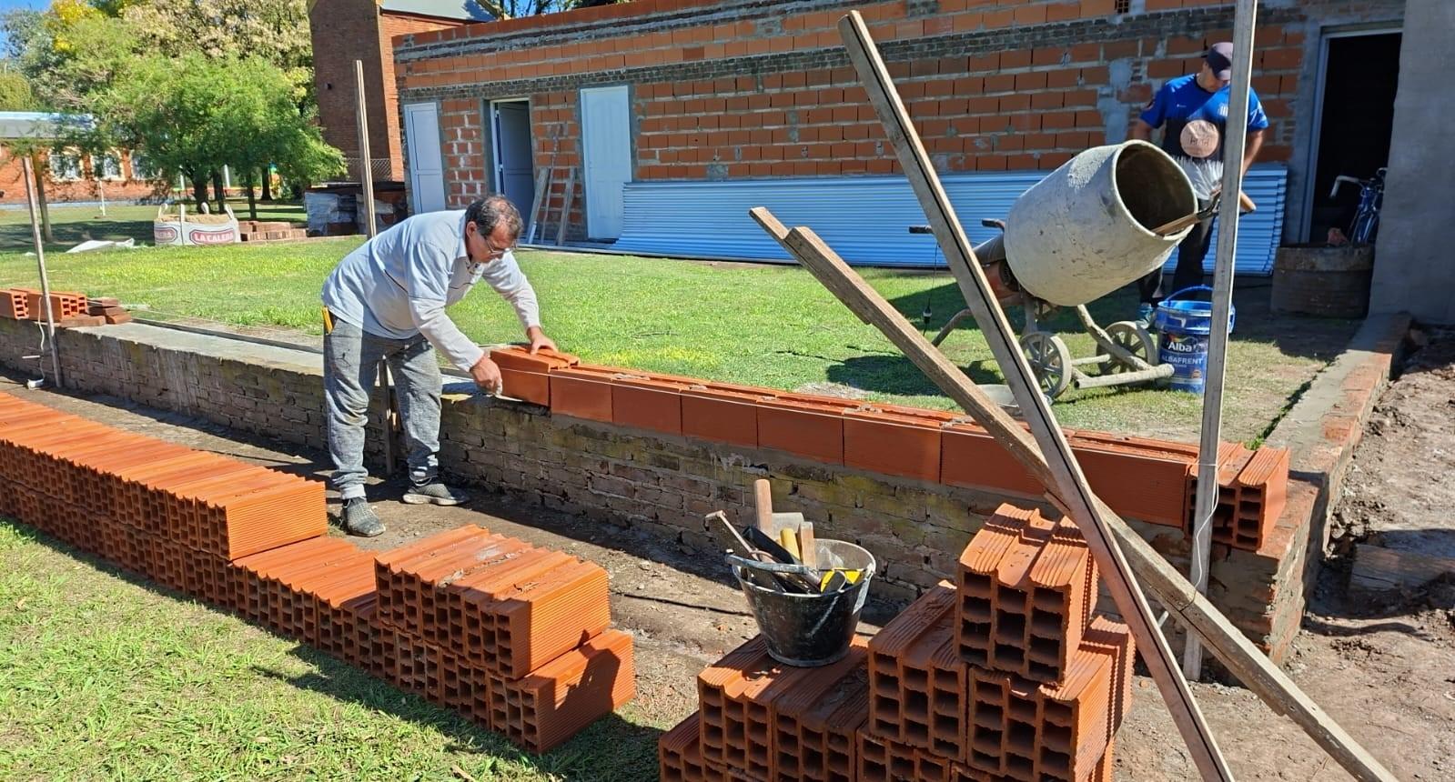 Avanza la obra de la casa del deportista