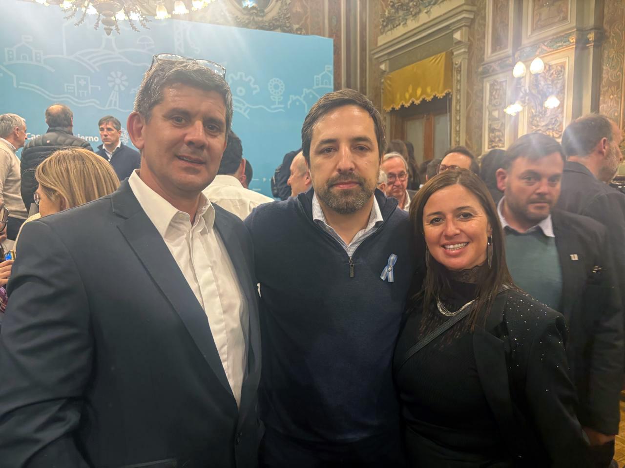 Autoridades de salud participaron de una reunión junto al Gobernador y el Ministro de Salud