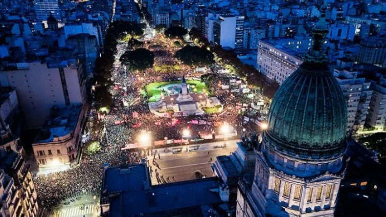 Ni Una Menos volvió a ganar las calles contra los femicidios y el 'antifeminismo de Estado'