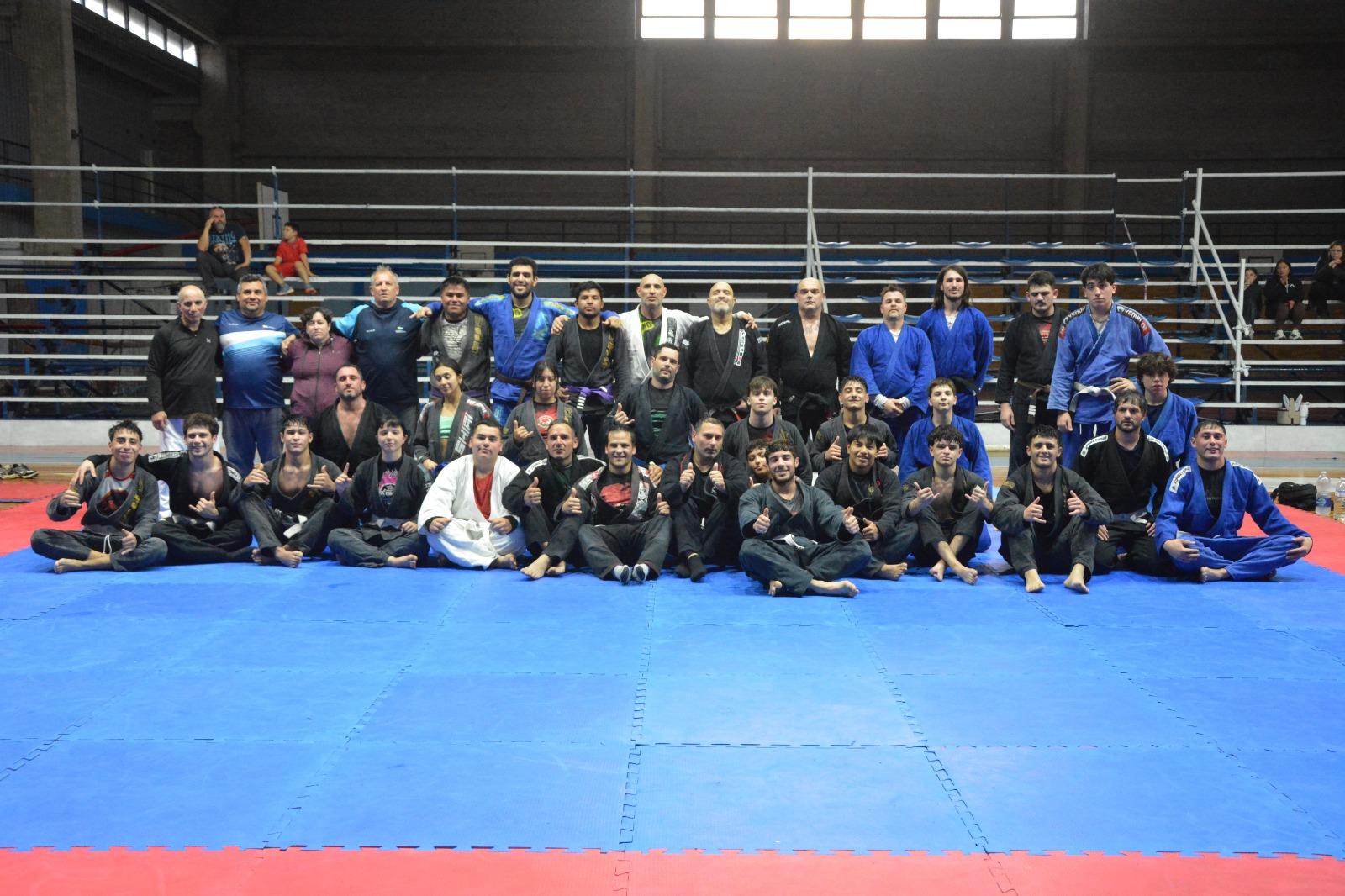 Se celebró con éxito la primera Jornada del Día de las Artes Marciales