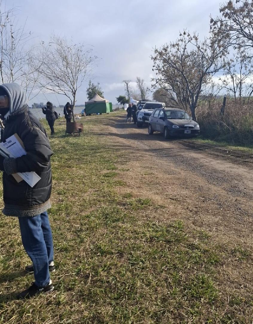 Gran convocatoria de pescadores en el concurso de la Laguna de Rocha