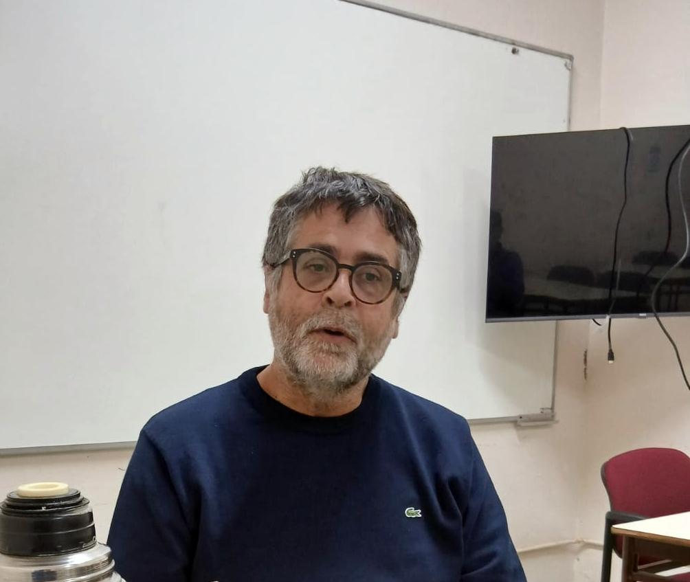 'Esta es una donación a los que no tienen la posibilidad de estudiar en otro lugar'