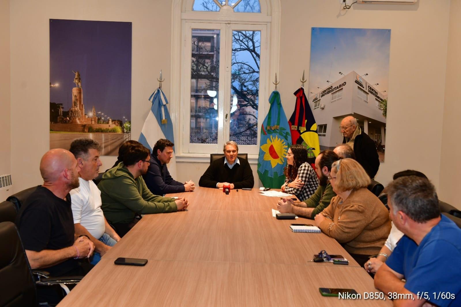 Se presentaron las actividades culturales y deportivas del fin de semana con especial eje en las Vacaciones de Invierno
