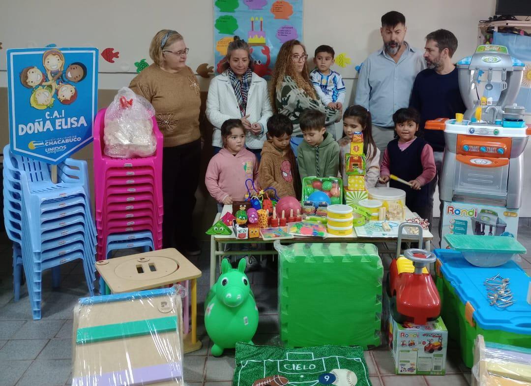 Entregaron juegos en el CAI Doña Elisa 