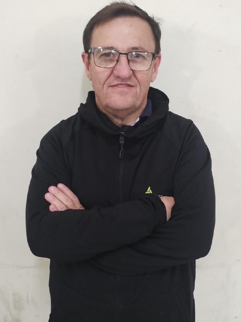 Gustavo Correa será el entrenador de la selección local