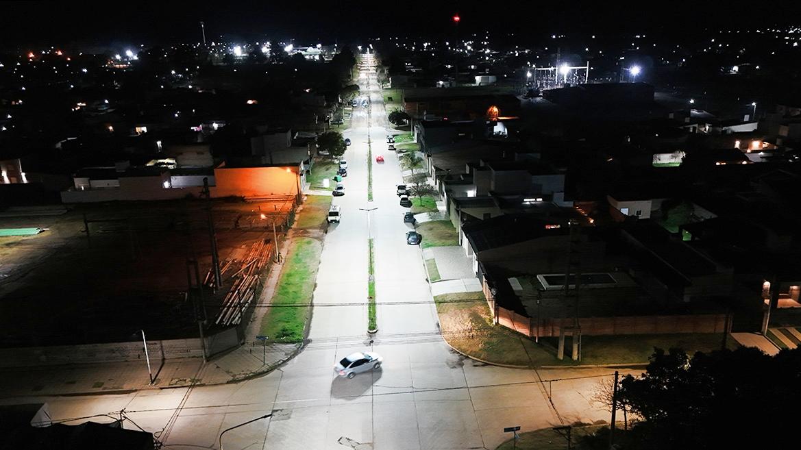 Recambios de luminarias LED en la avenida Frondizi