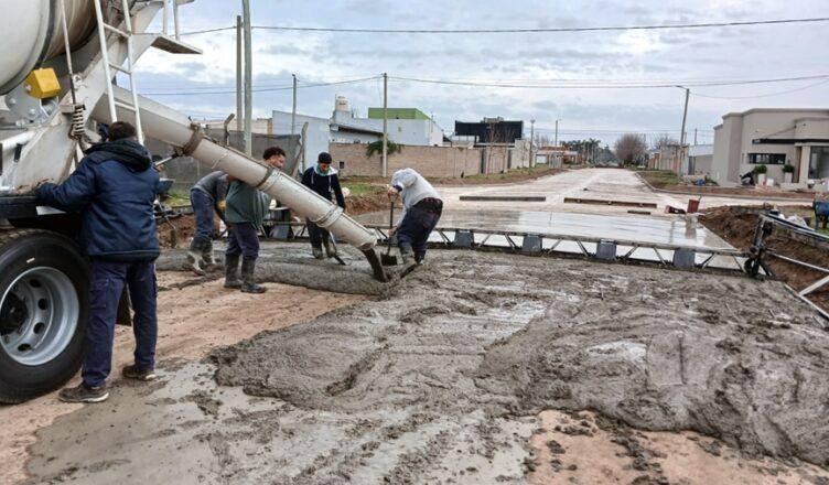 Avanza la pavimentación en el Barrio PROCREAR