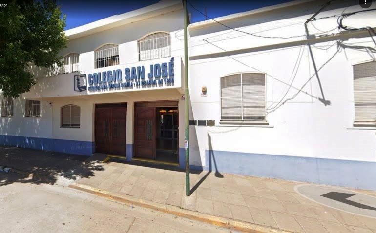 Conmoción en Salto por la muerte de un alumno en plena clase