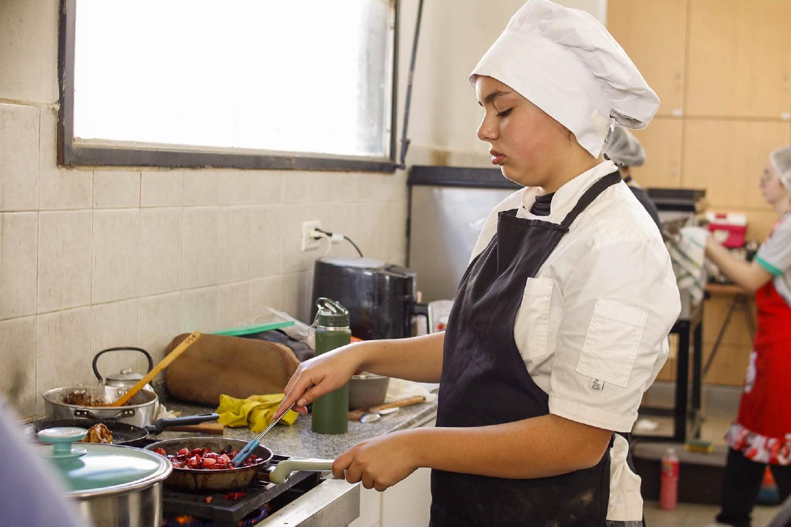 Destacada participación en la Etapa Regional de Cocineros 