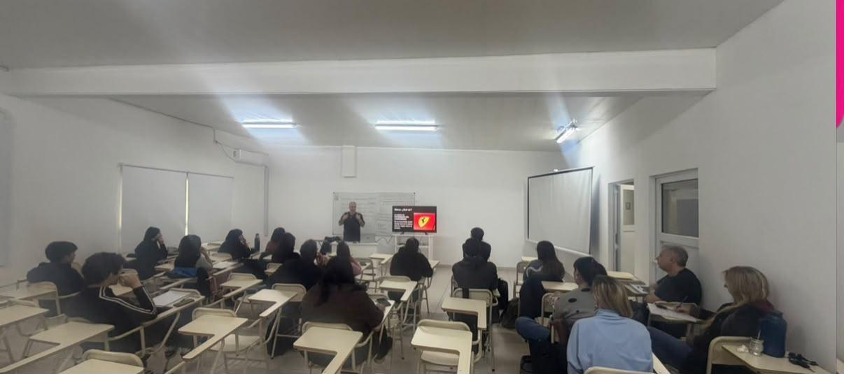 Dio inicio la Diplomatura en Marketing