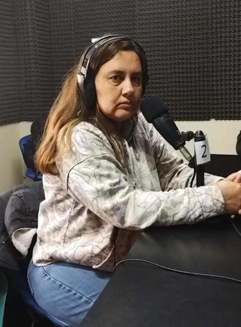 'La escuela sola y los docentes solos no estamos pudiendo con lo que pasa'