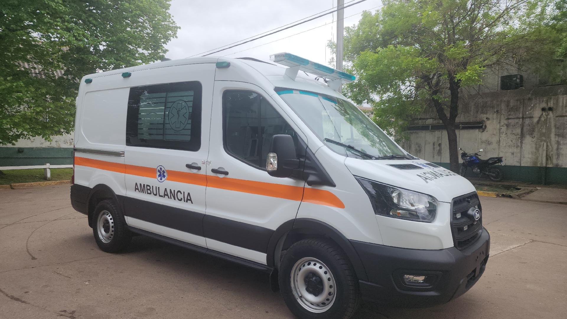 Ya está en servicio la nueva ambulancia adquirida por el Municipio 